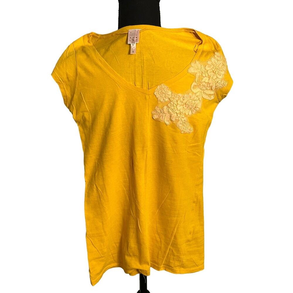 Rue 21 Girls Yellow Gold Top Size Medium